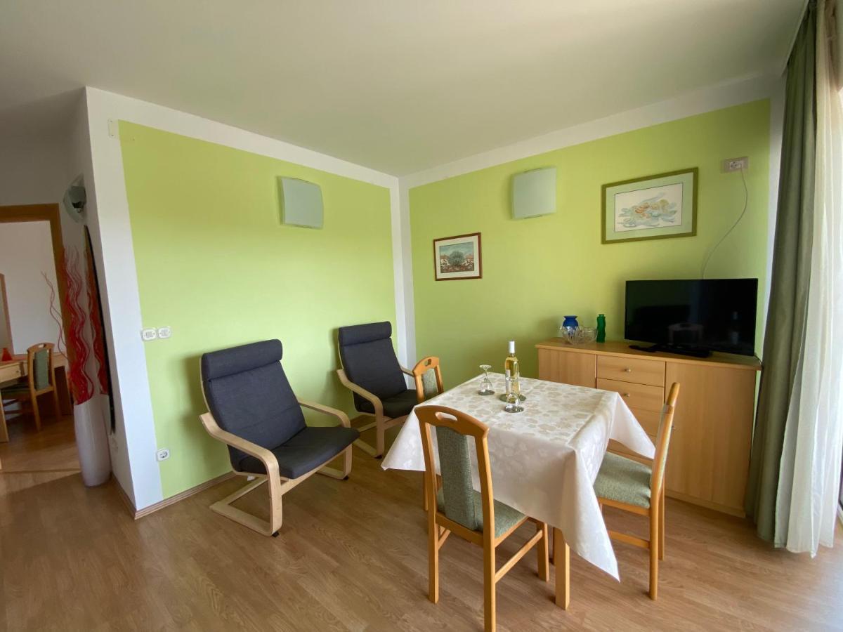 Marija F2 Apartment Krk Town Exteriér fotografie